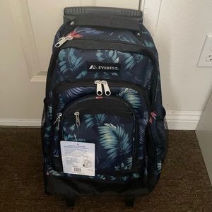 Everest backpack with wheels